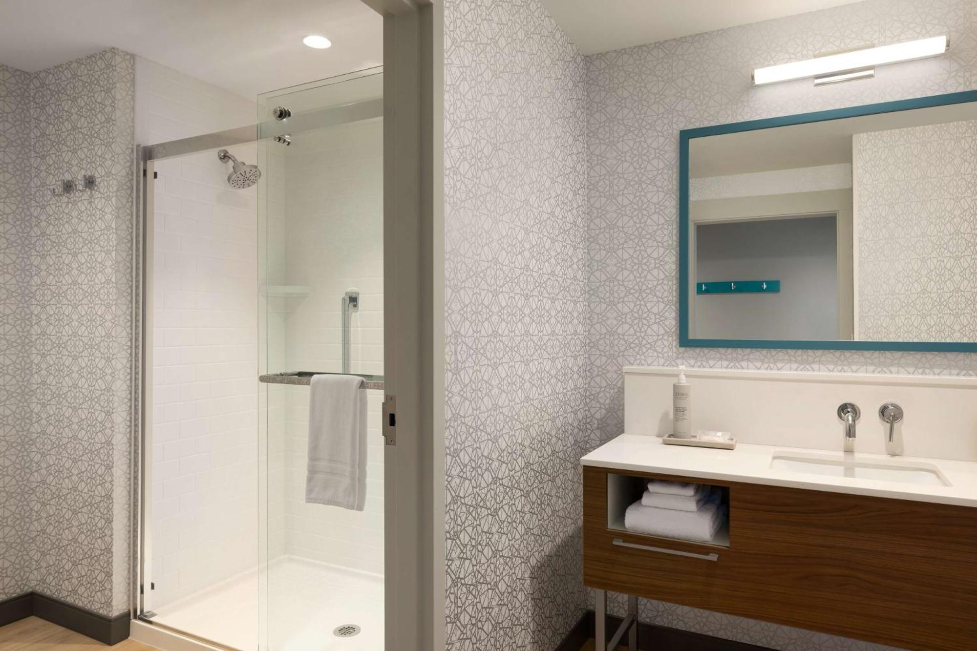 Hampton Inn & Suites Maui North Shore Kahului Extérieur photo